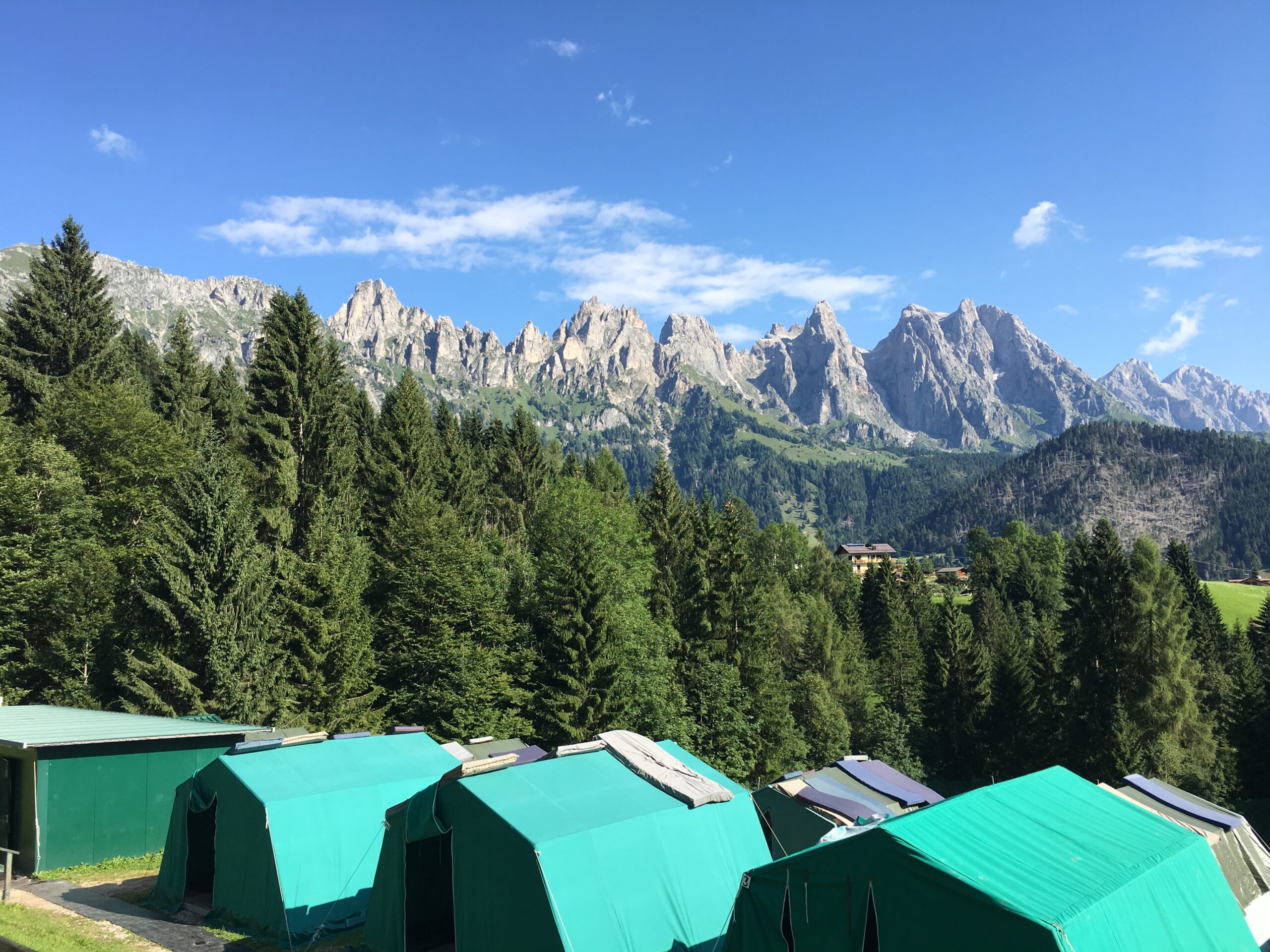 Pre-iscrizioni per i campi estivi in tenda a Sagron Mis 2023